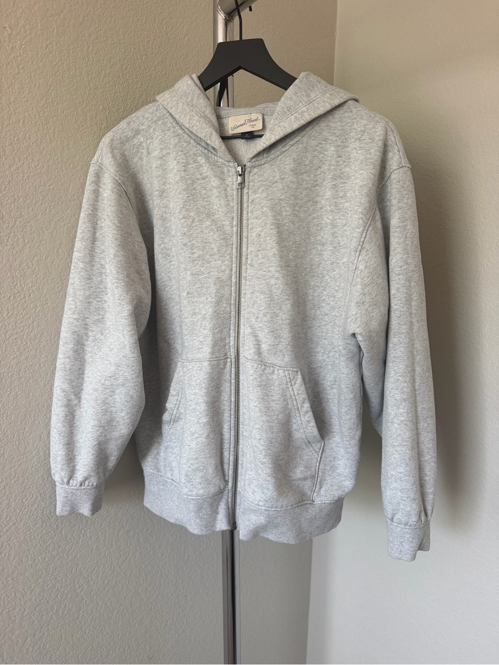 Universal Thread Heather Gray Zip-Up Hoodie with Hood